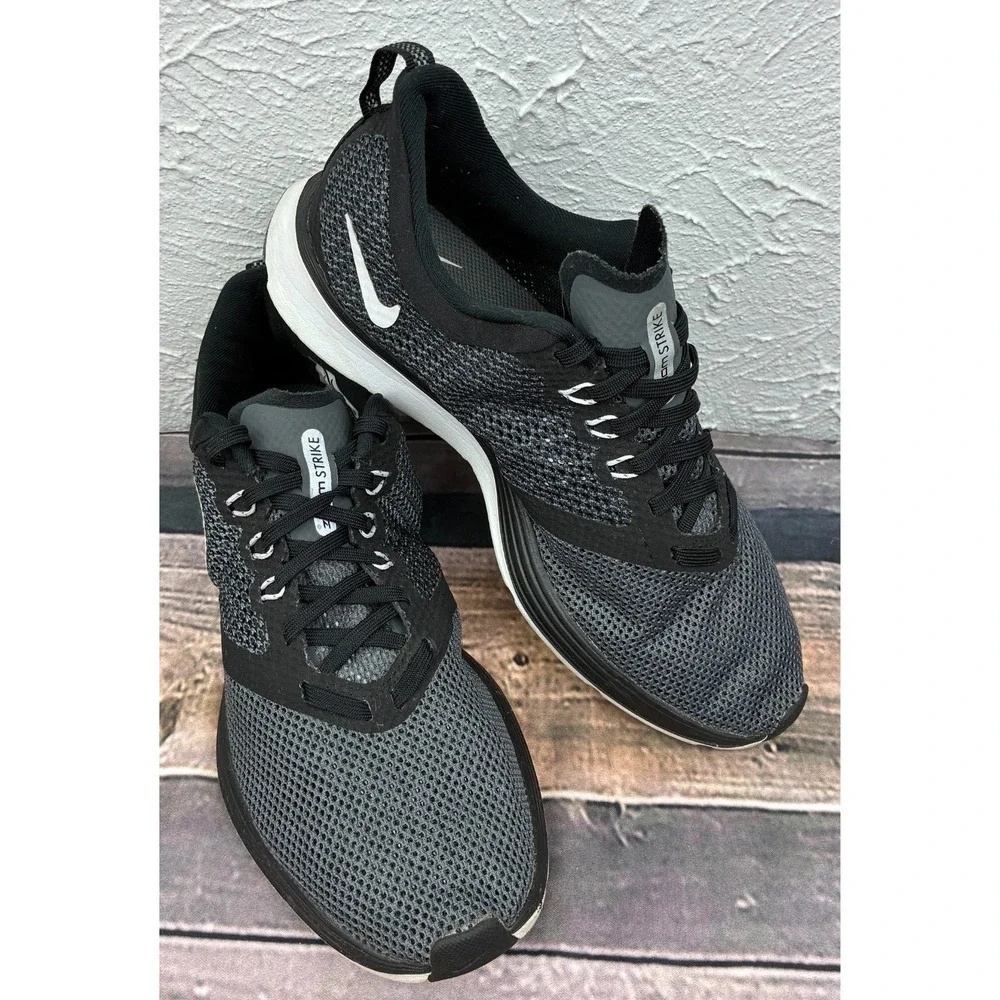 Nike zoom strike